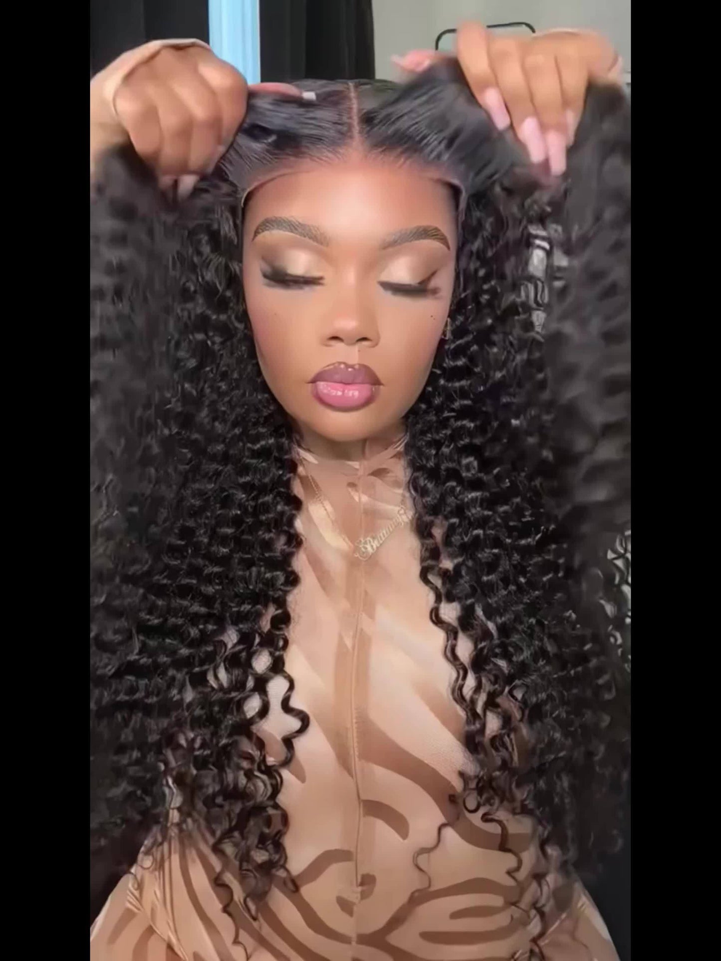 Glueless Deep Wave 4x4 HD Lace Closure Wig 280% Density Pre Plucked Pre Cut Lace Human Hair Deep Curly Lace Front Wig No Glue 3 Seconds to Wear Soft Comfortable And Breathable Transparent Lace Front Wig Bye Bye Knots Beginner
